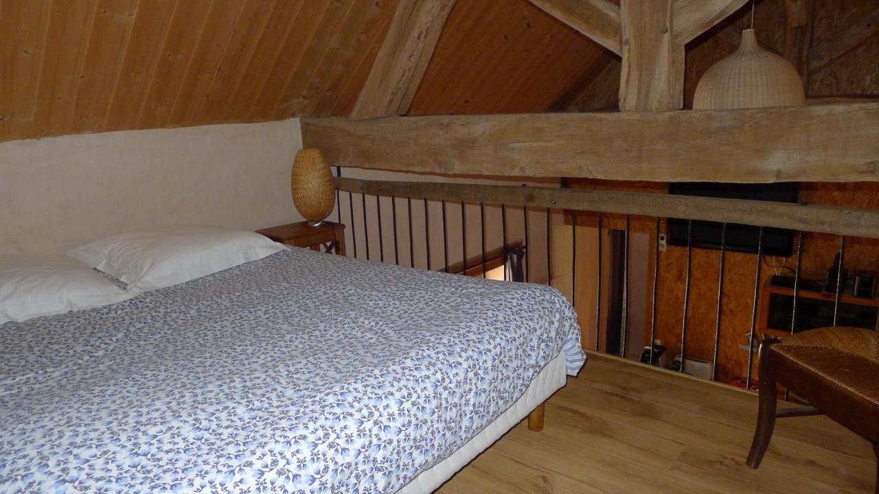 De La Cabotte Bussy-le-Grand